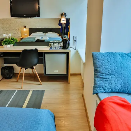 Ivana Fedorovycha 30, Street Apartmán