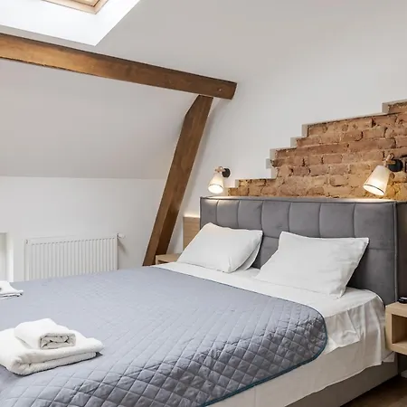 Ivana Fedorovycha 30, Street شقة إلفيف