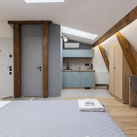 Ivana Fedorovycha 30, Street