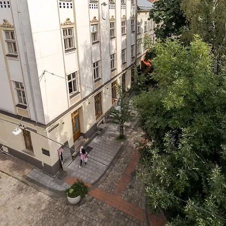 Ivana Fedorovycha 30, Street Apartament *