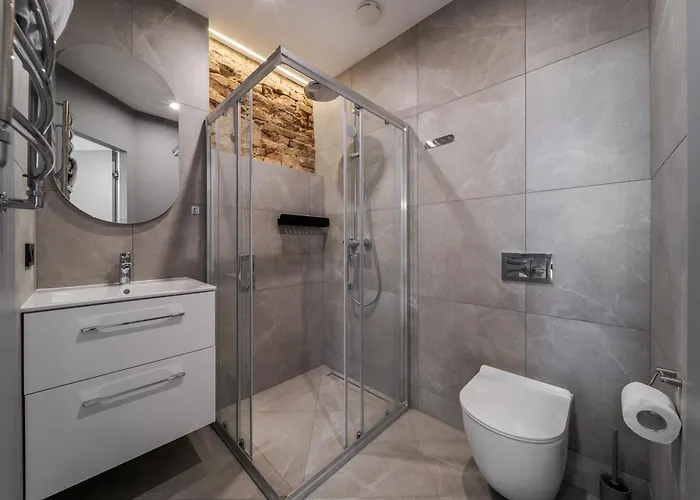 Ivana Fedorovycha 30, Street Apartament *