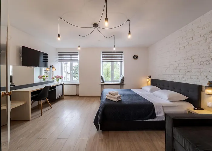 Ivana Fedorovycha 30, Street Apartment *