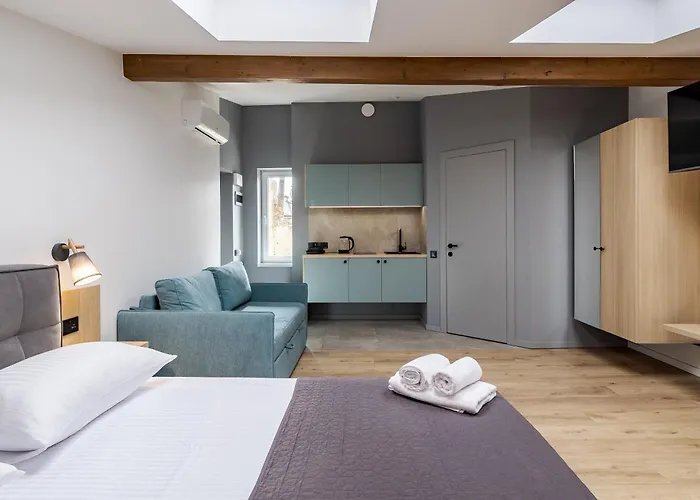 Ivana Fedorovycha 30, Street