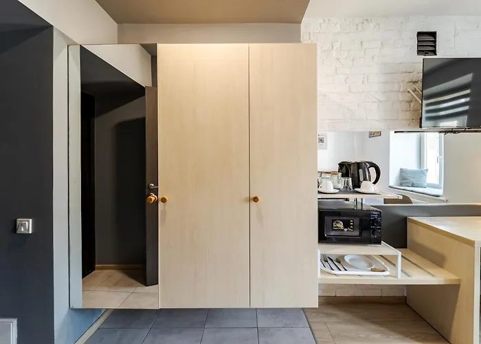 Ivana Fedorovycha 30, Street Apartment