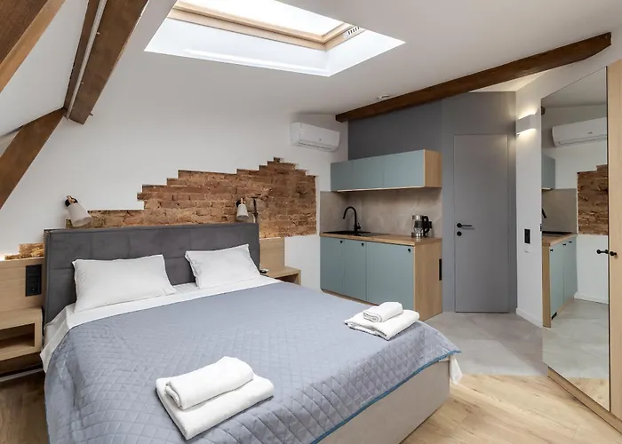 Ivana Fedorovycha 30, Street Apartmán